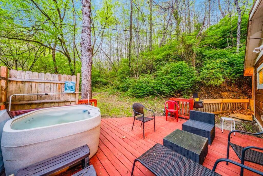 Cozy Cub Mountain Escape Villa Gatlinburg Exterior foto