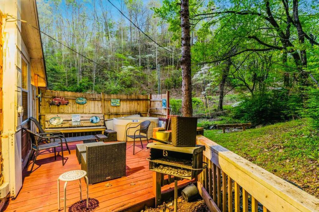 Cozy Cub Mountain Escape Villa Gatlinburg Exterior foto